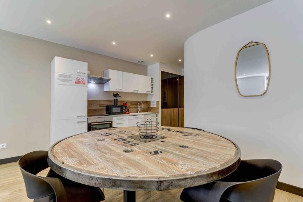 La Manufacture - Topdestination-Bourg - Centre Ville - Classe 3 Etoiles Esterno foto