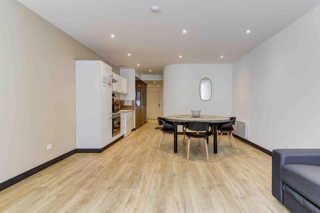 La Manufacture - Topdestination-Bourg - Centre Ville - Classe 3 Etoiles Esterno foto