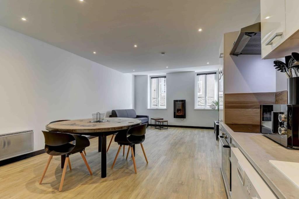 La Manufacture - Topdestination-Bourg - Centre Ville - Classe 3 Etoiles Esterno foto